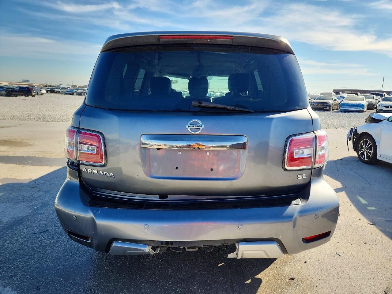 2017 Nissan Armada sv