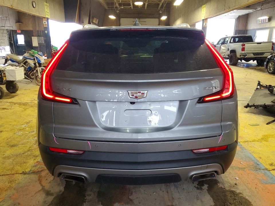 2023 Cadillac XT4 Premium Luxury