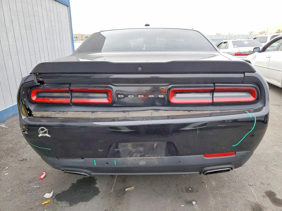 2018 Dodge Challenger sxt
