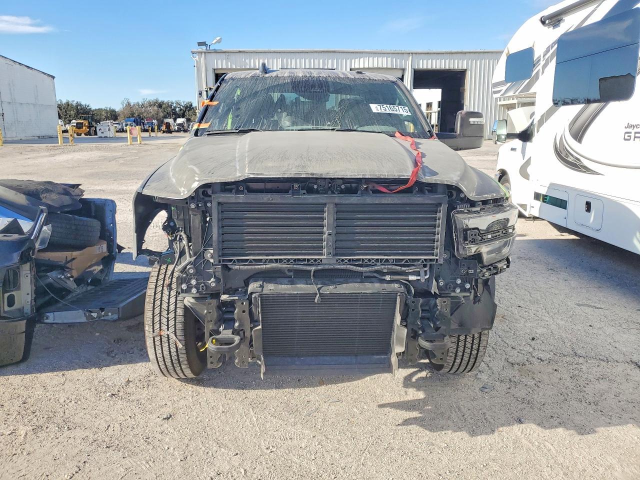 2025 Dodge RAM 2500 Truck Cab AND Chassis