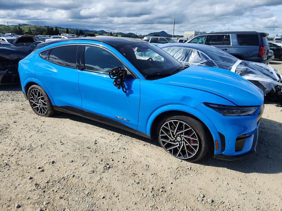 2023 Ford Mustang Mach-e gt