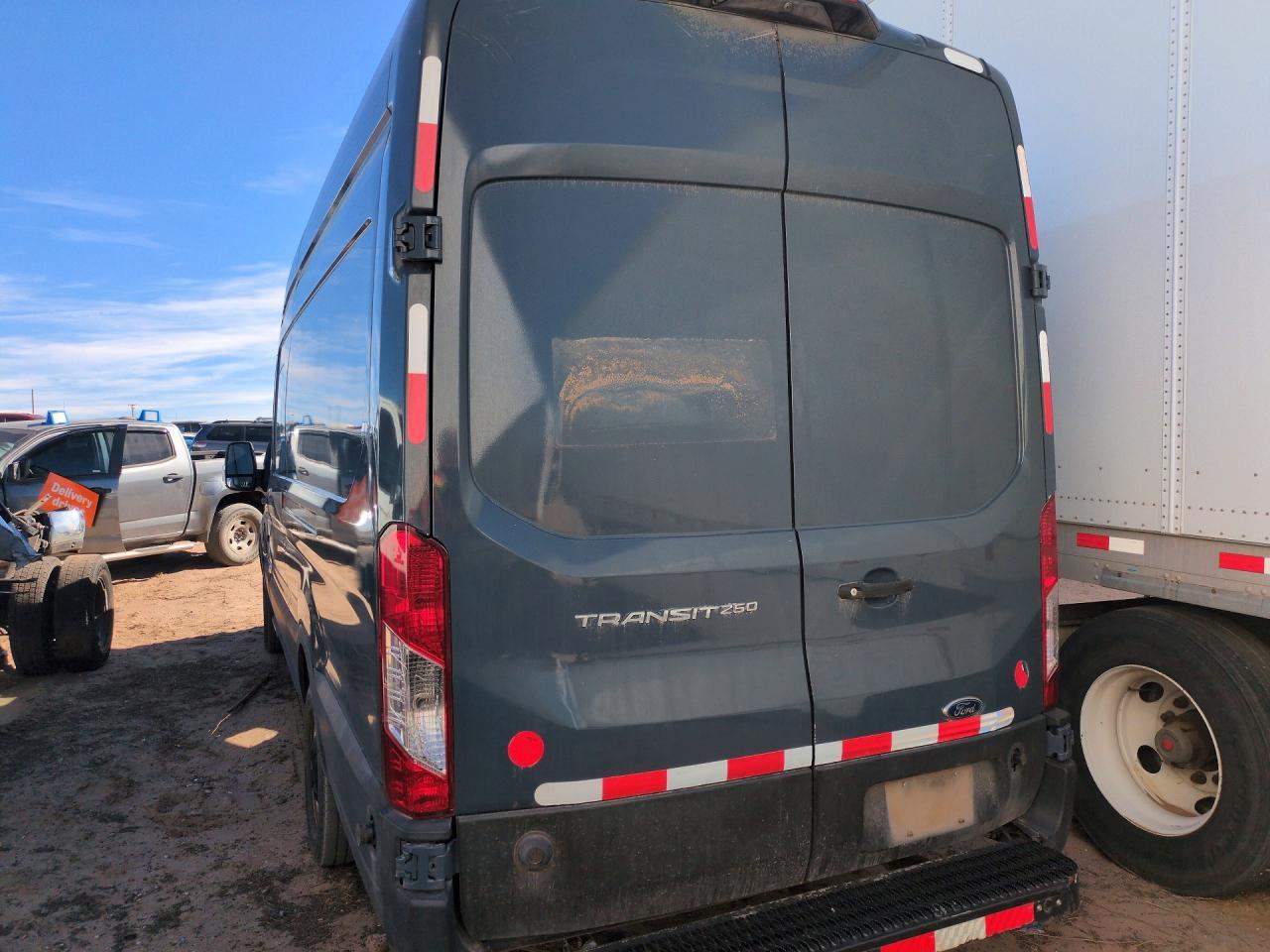 2020 Ford Transit T-Delivery Van
