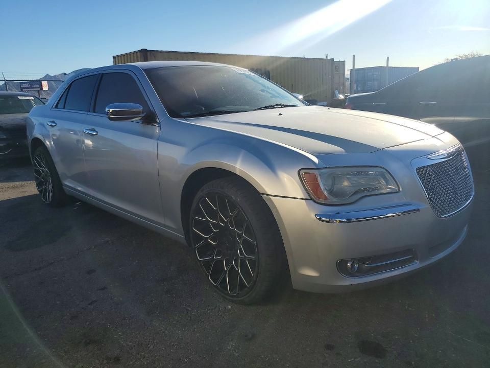 2011 Chrysler 300 Limited