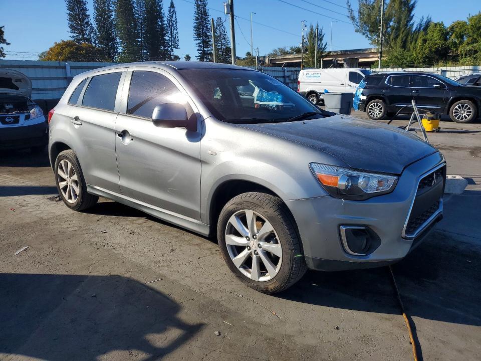 2015 Mitsubishi Outlander Sport es
