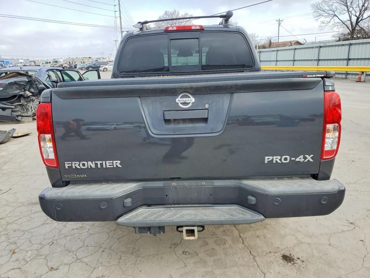 2015 Nissan Frontier s