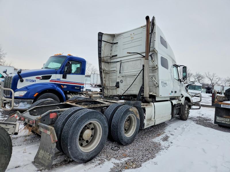 2020 Volv O VNL Semi Truck