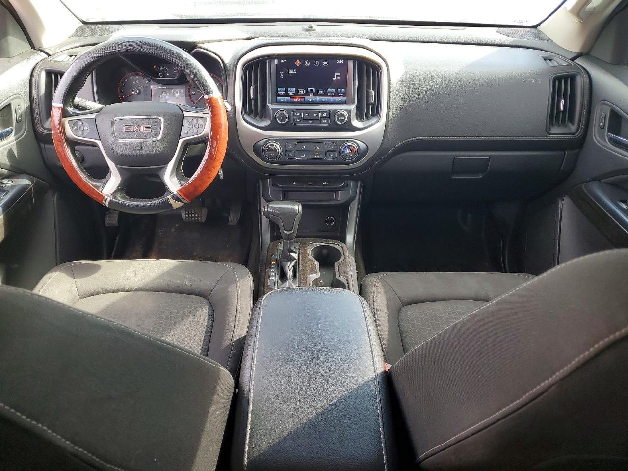 2016 GMC Canyon SLE
