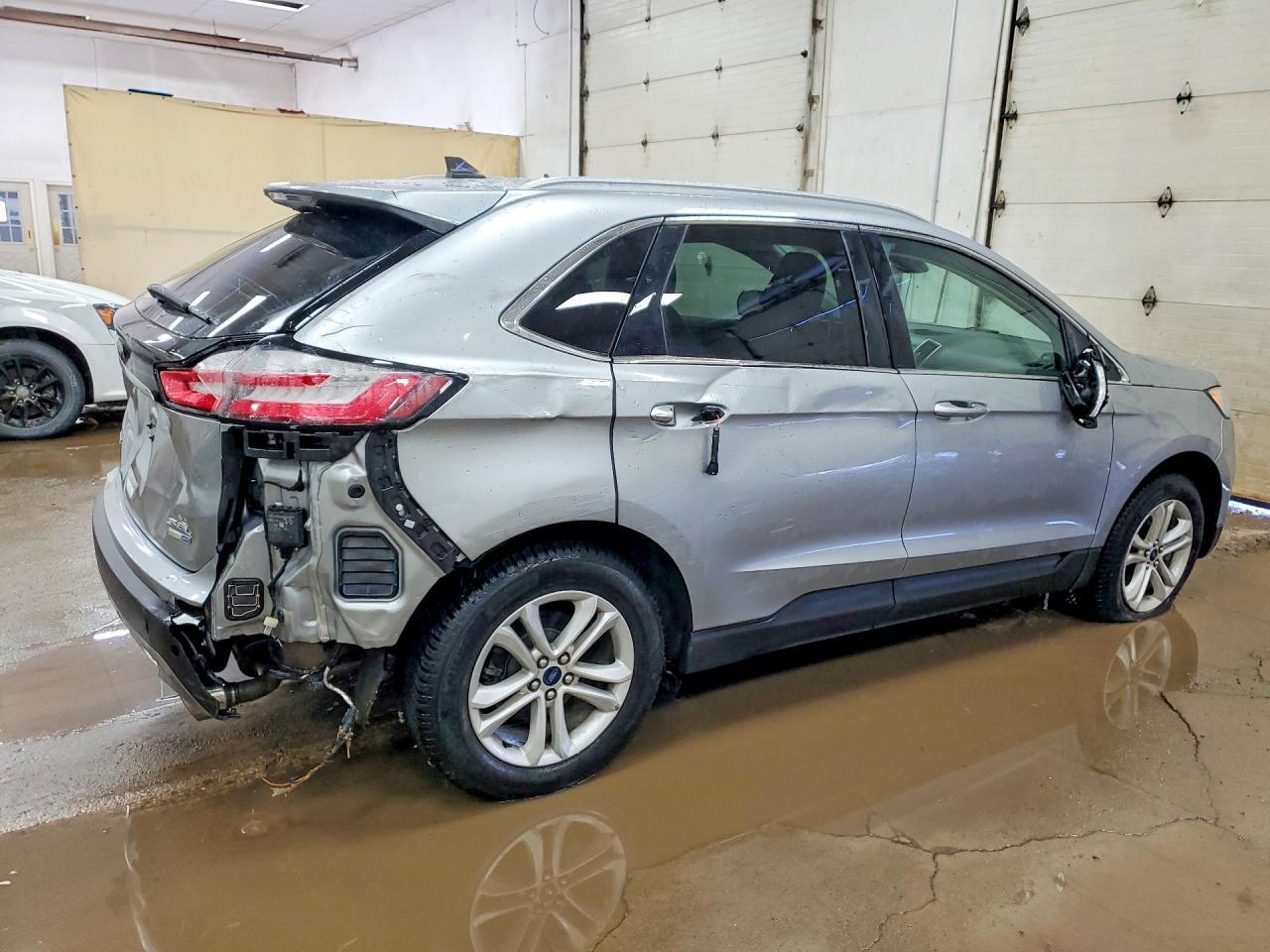 2020 Ford Edge sel