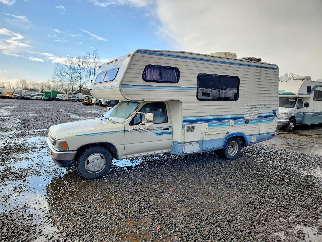 1992 Toyota Pickup Cab Chassis Super Long Wheelbase