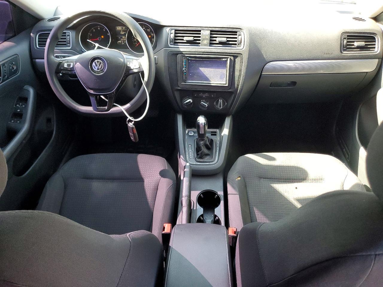 2015 Volkswagen Jetta se