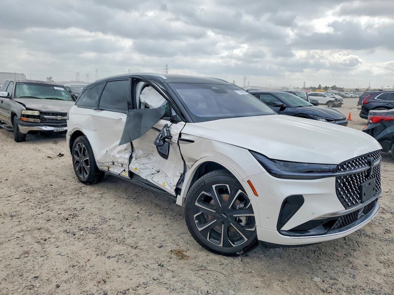 2024 Lincoln Nautilus Reserve