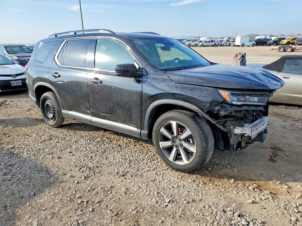 2024 Honda Pilot Touring
