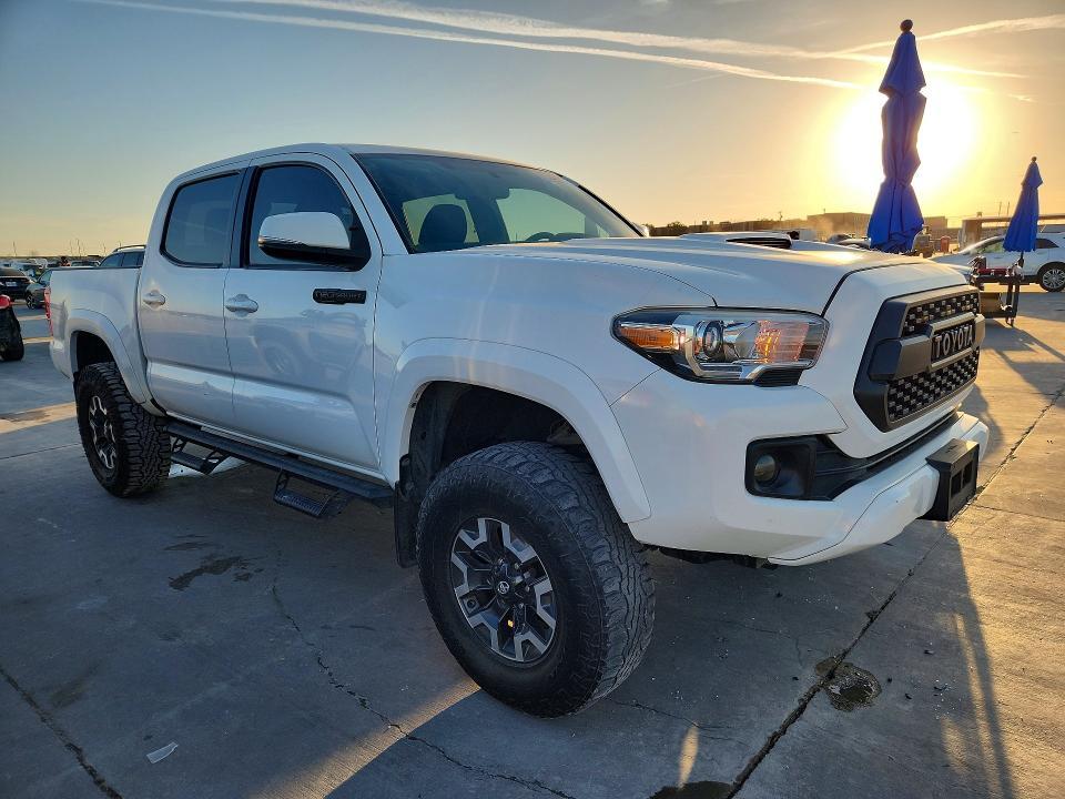 2016 Toyota Tacoma TRD Sport