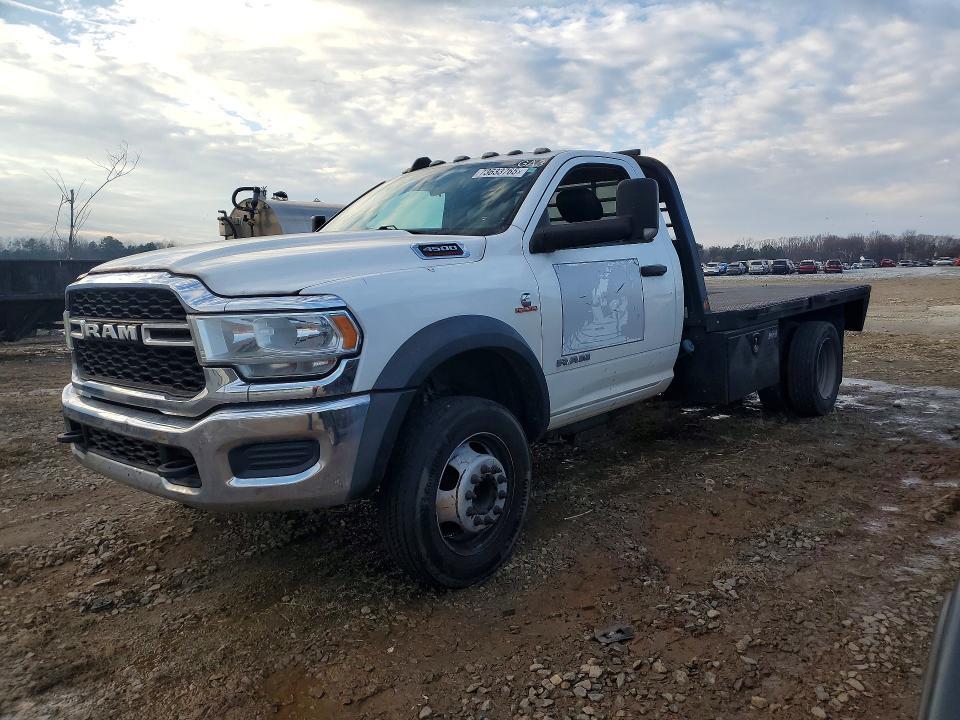 2020 Dodge Ram 4500 Flatbed Truck