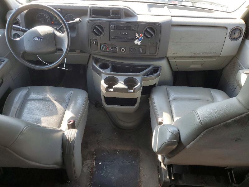 2009 Ford E250 Delivery Van