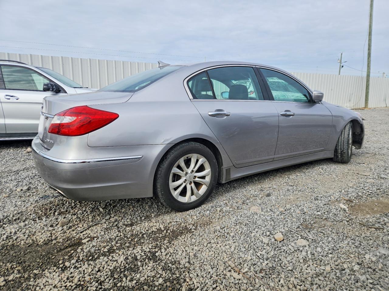 2013 Hyundai Genesis 3.8l