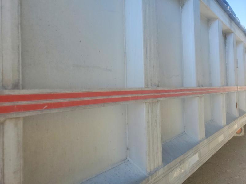 2004 Trvs 2004 Travis END Dump Trailer