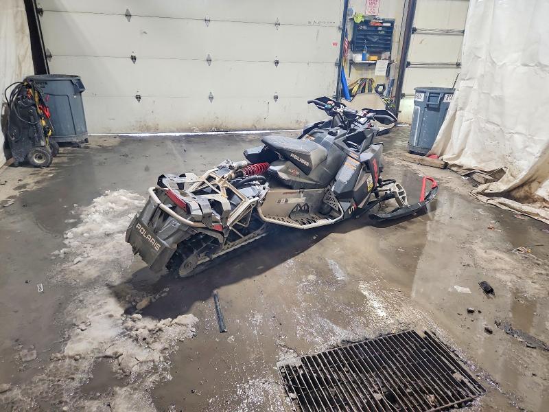 2015 Polaris 600 Switch