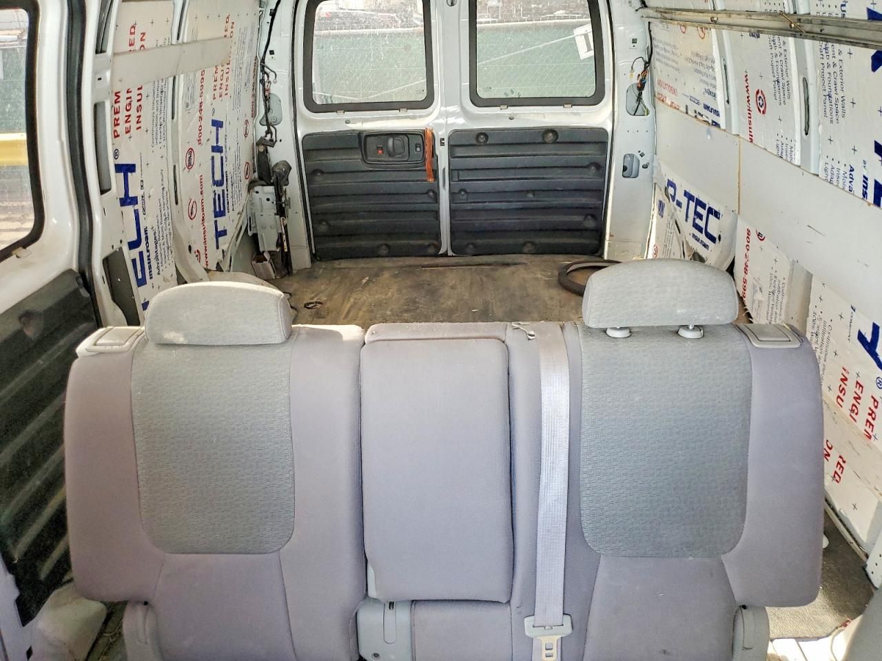 2017 GMC Savana G2500