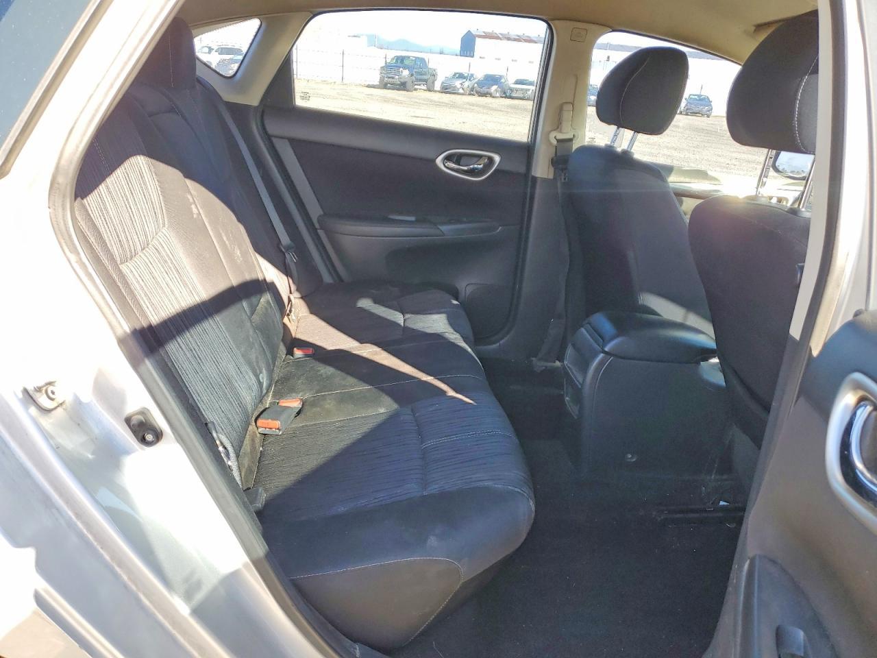 2016 Nissan Sentra s
