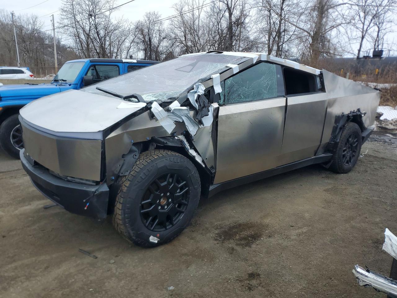 2025 Tesla Cybertruck Cyberbeast Crew Cab