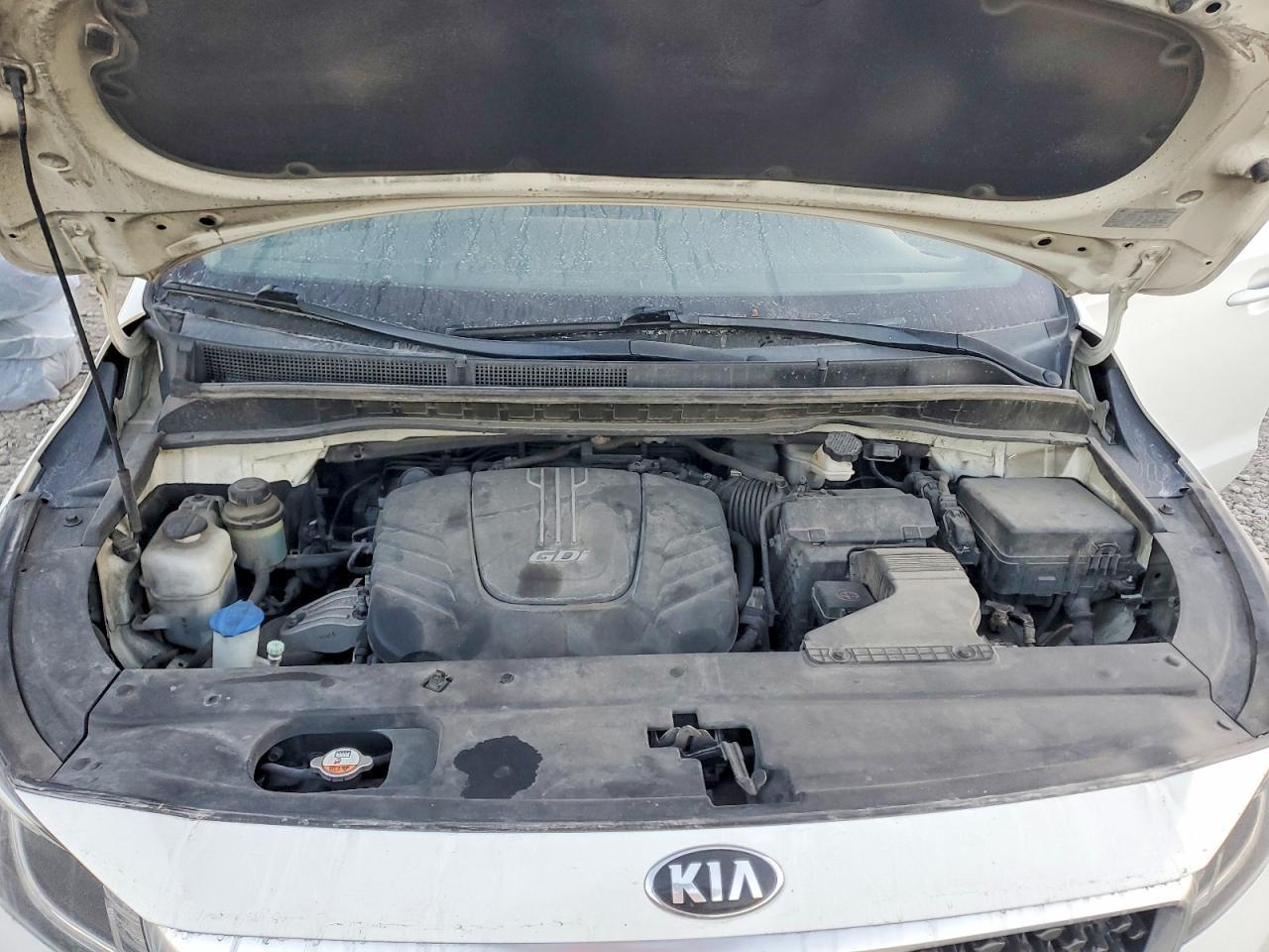 2017 KIA Sedona lx