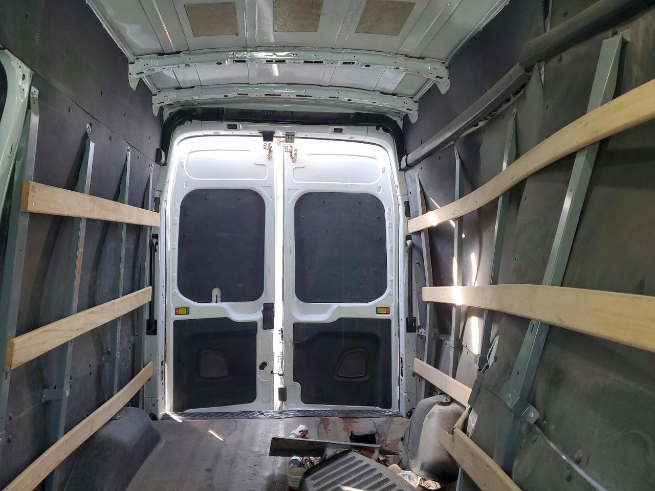 2022 Ford Transit T-250