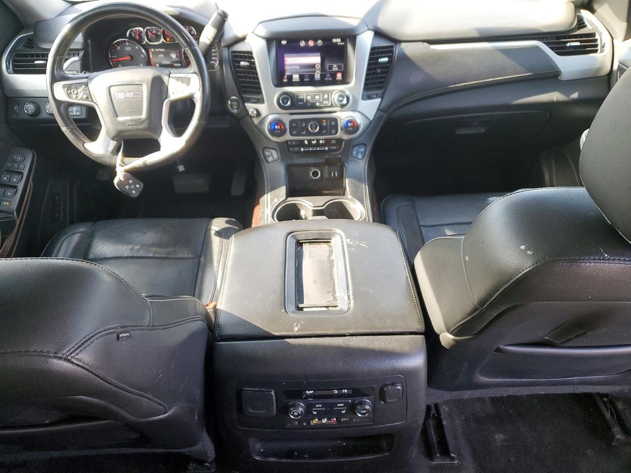 2015 GMC Yukon slt