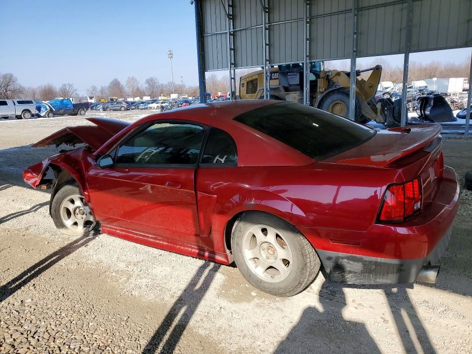 2000 Ford Mustang