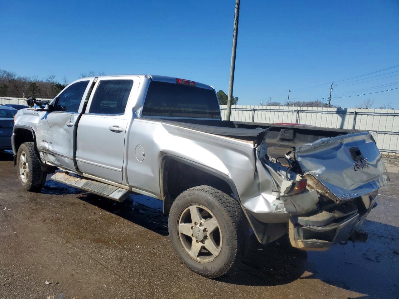 2015 GMC Sierra K2500 SLE