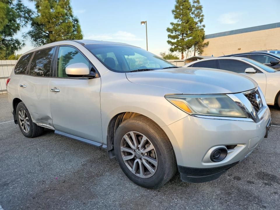 2015 Nissan Pathfinder s