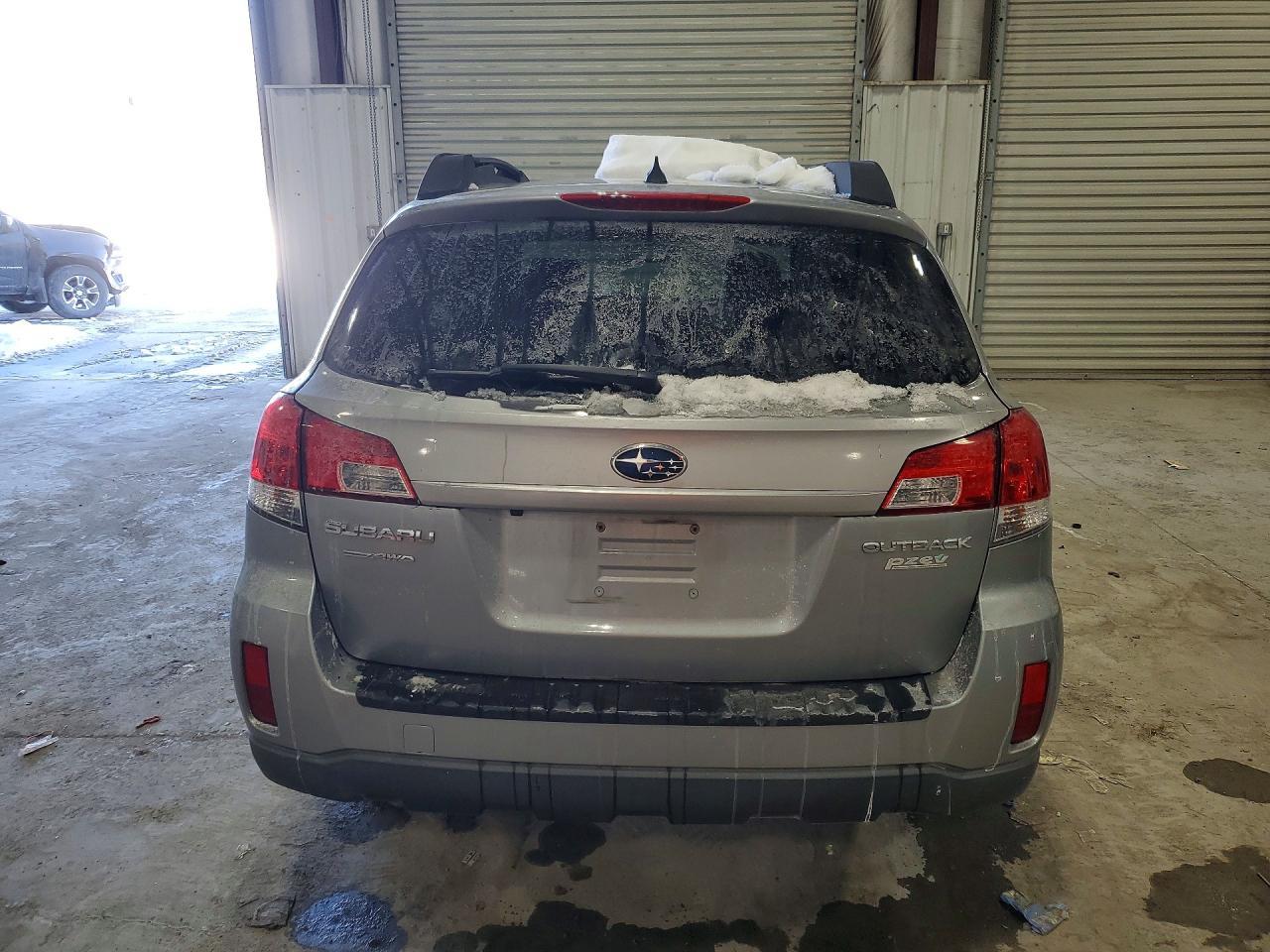 2011 Subaru Outback 2.5i Limited