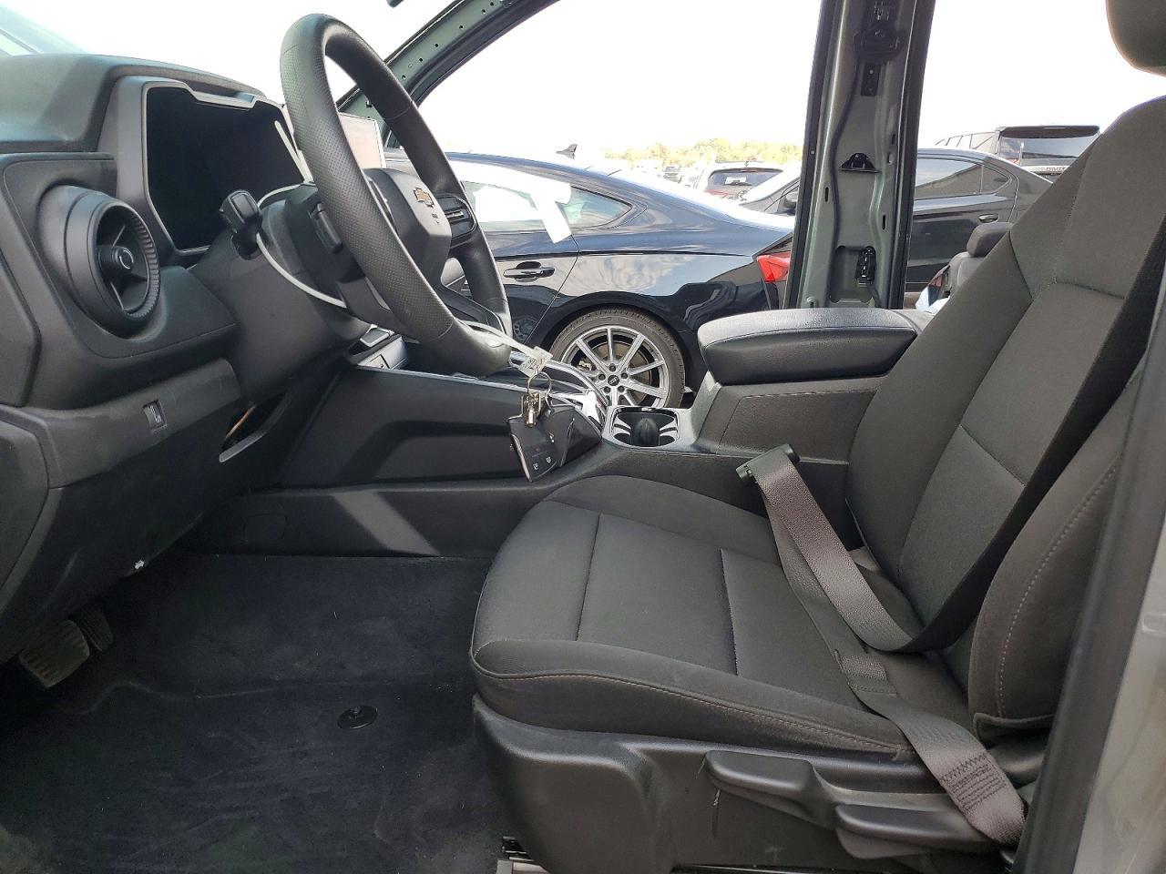 2025 Chev Colorado