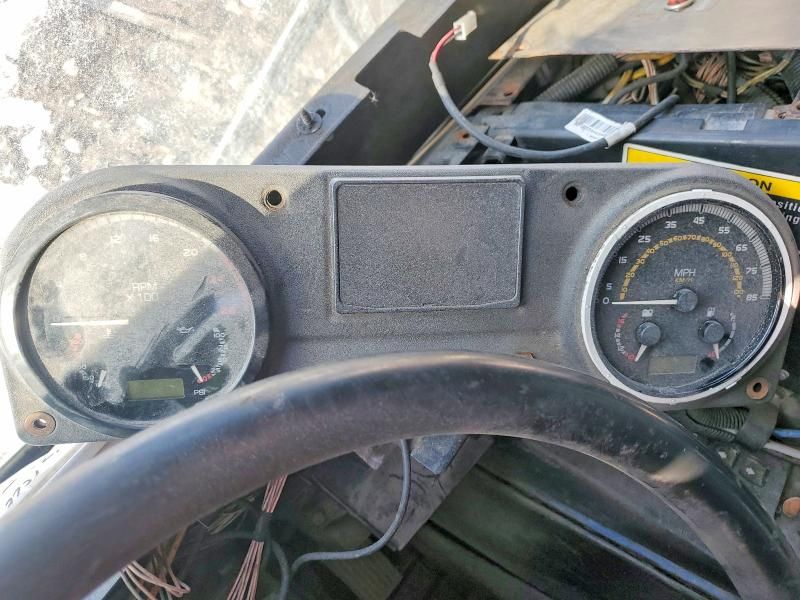 2010 Mack 600 Leu600