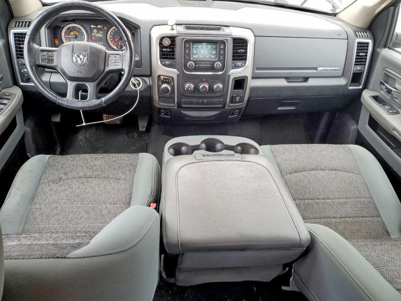 2016 Dodge Ram 1500 slt