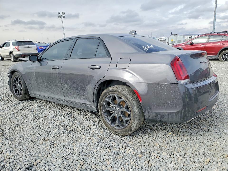 2022 Chrysler 300 Touring