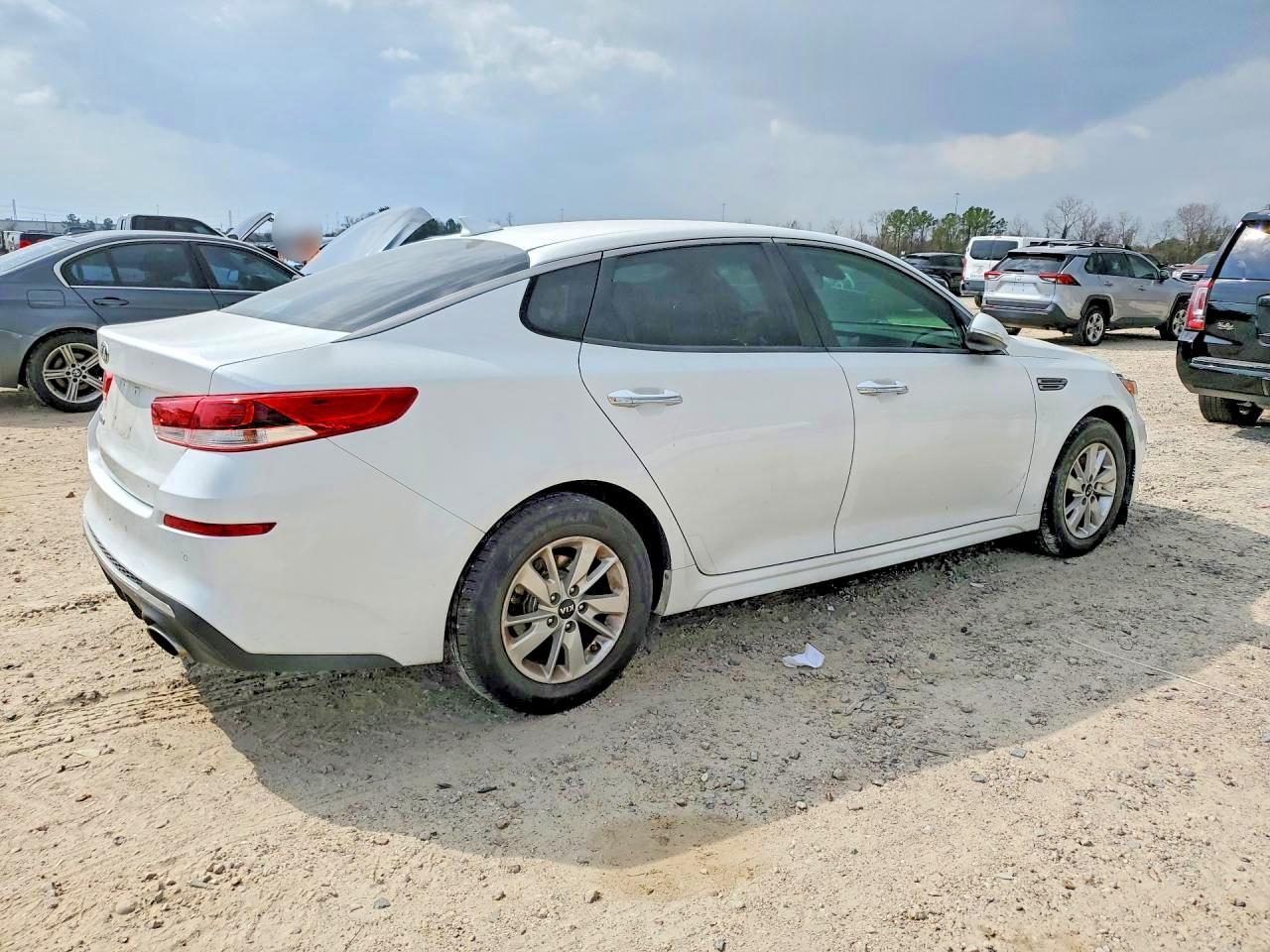 2019 KIA Optima lx