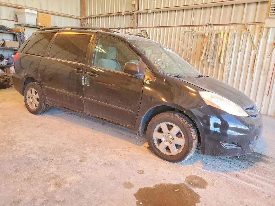 2009 Toyota Sienna ce