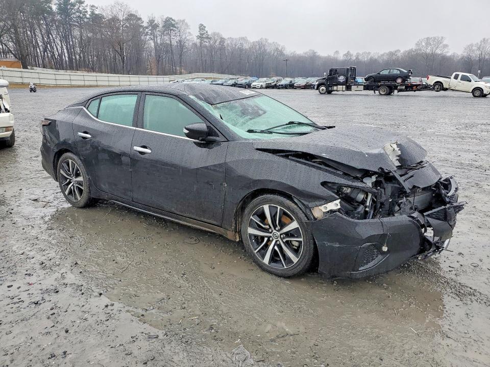 2022 Nissan Maxima 3.5 sv