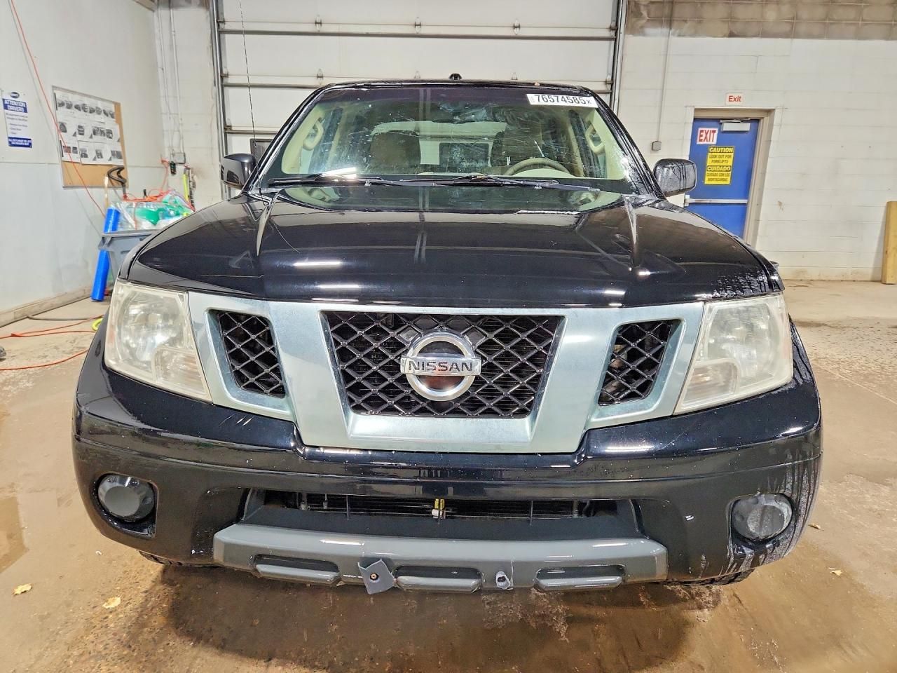 2012 Nissan Frontier s