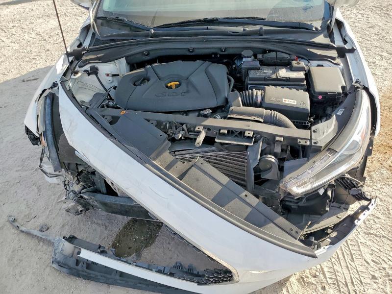 2020 Hyundai Elantra gt Base