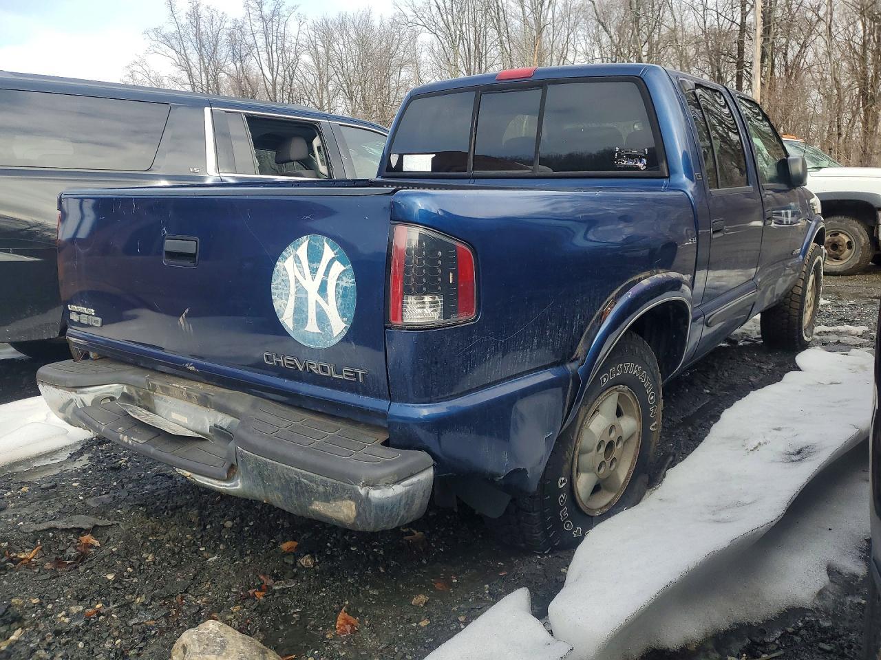 2001 Chevrolet S Truck S10