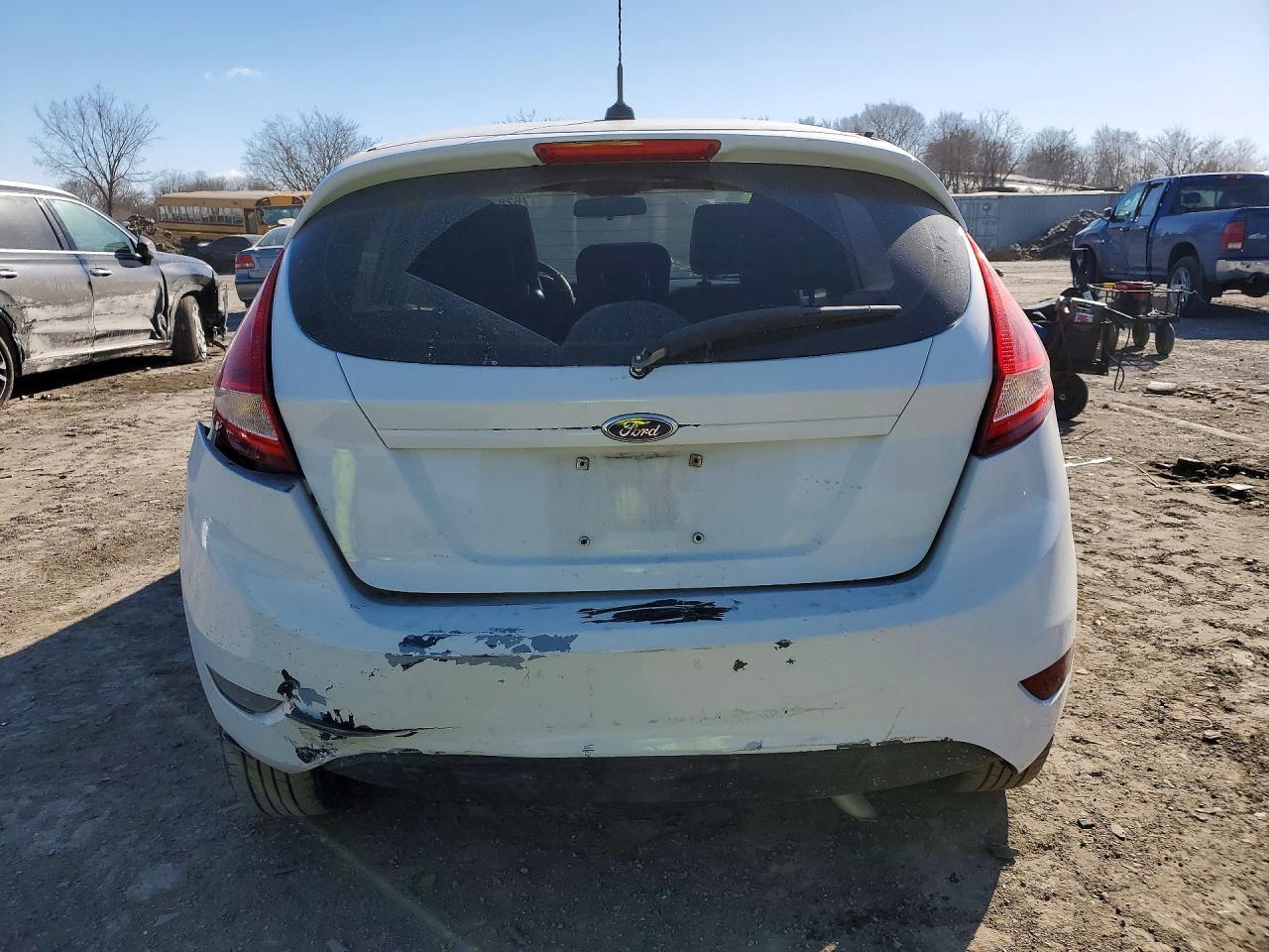 2013 Ford Fiesta s