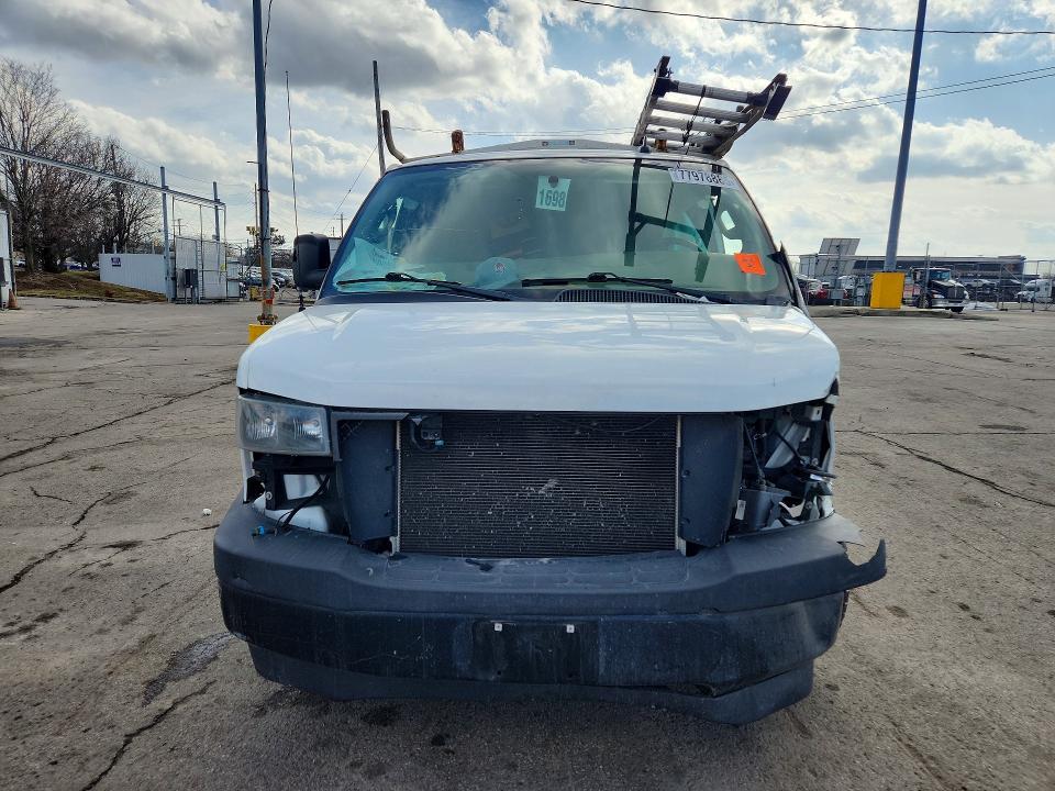 2019 Chev Express G2500