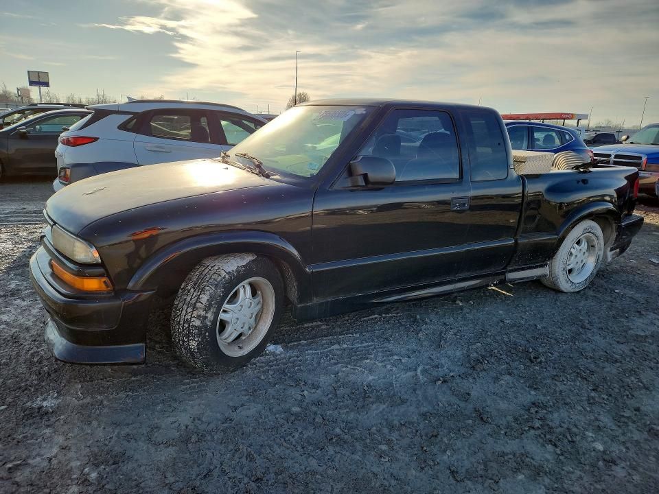 2001 Chevrolet S Truck S10