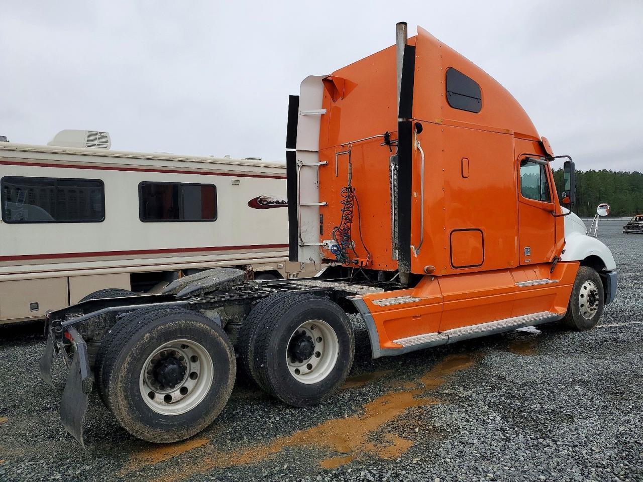 2012 Freigliner 2012 Freightliner Columbia Semi Truck