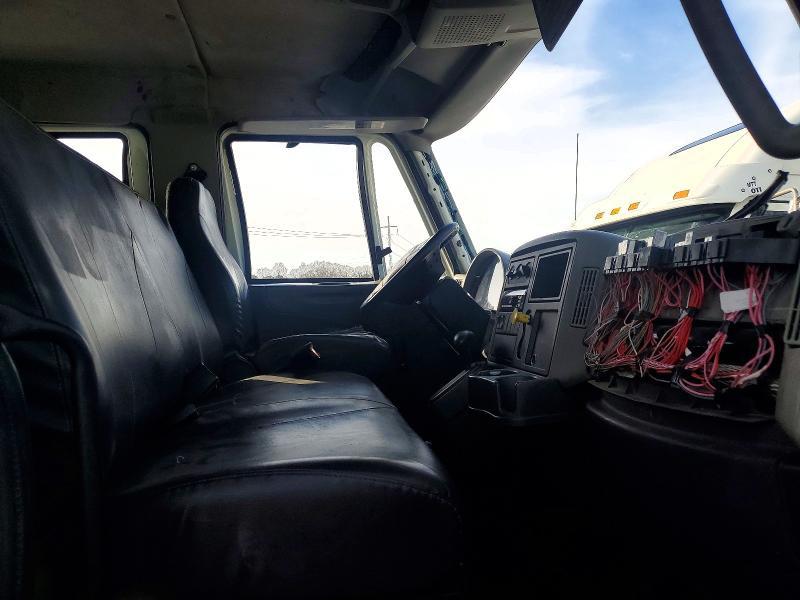 2017 International MA025 BOX Truck