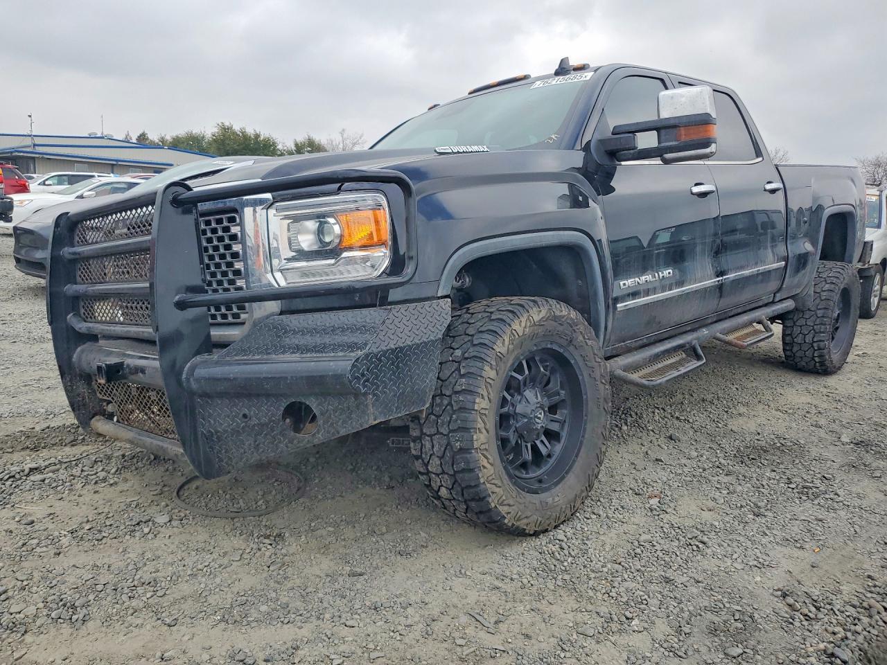 2017 GMC Sierra K2500 Denali