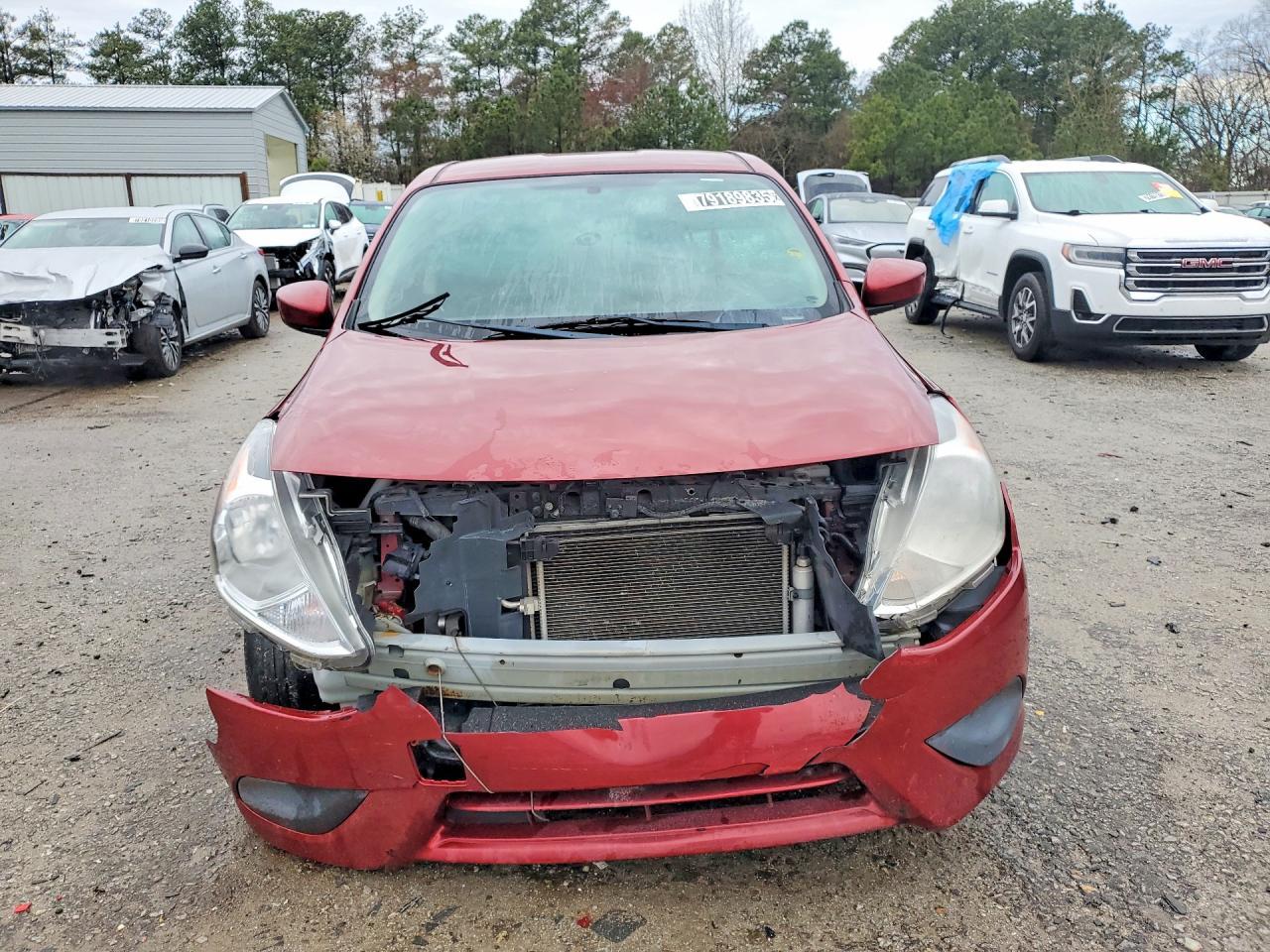 2019 Nissan Versa sv