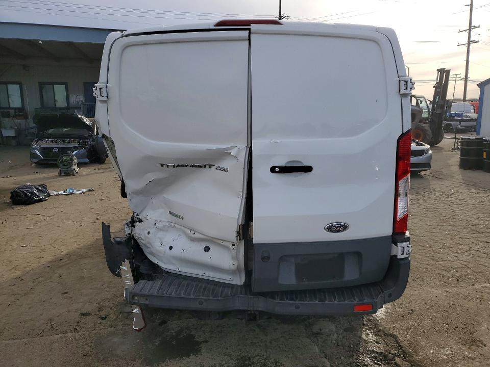 2018 Ford Transit 250 Delivery Van